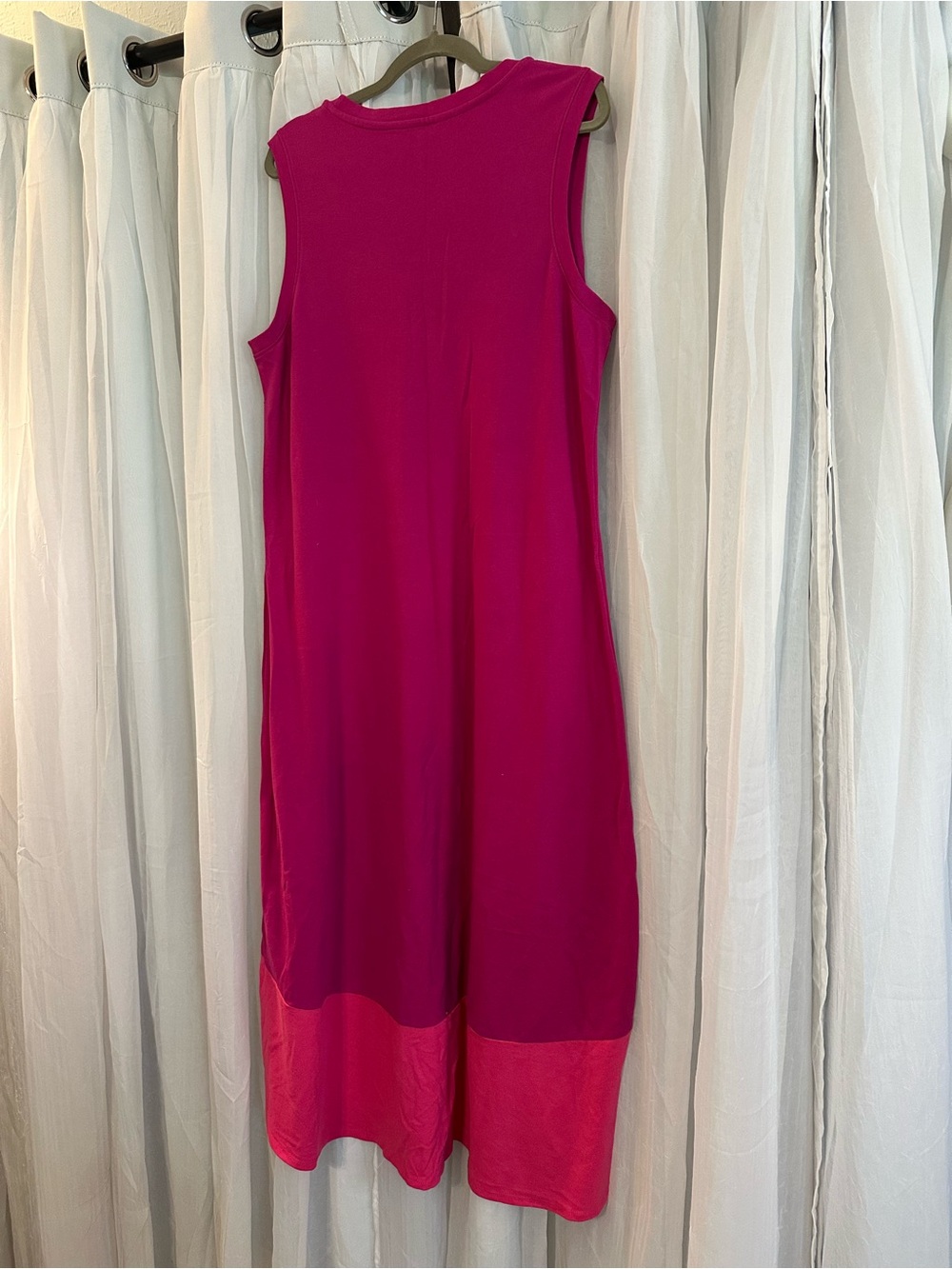 Time and True Sleeveless Colorblock A-Line Dress in Fuchsia/Pink High/Low - Picture 5 of 9
